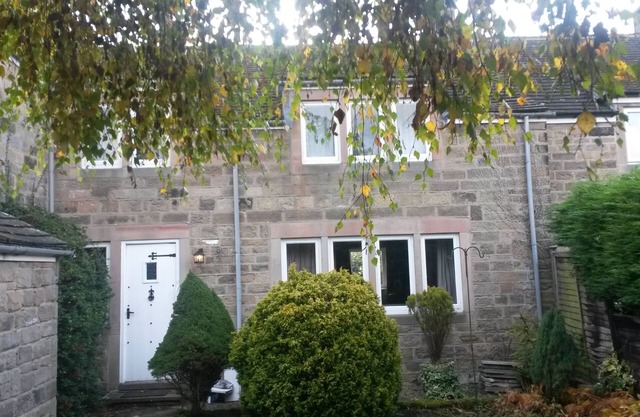 Handsome house in lovely village of Rowsley, ideal as a Peak District base