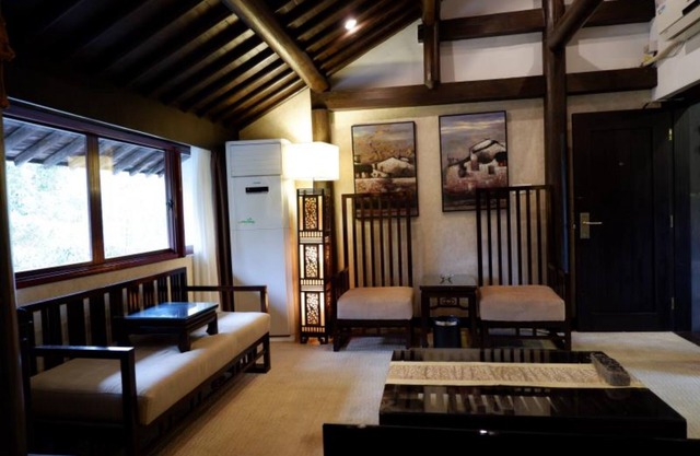 Hangzhou Xixi Bieyuan Resort Hotel