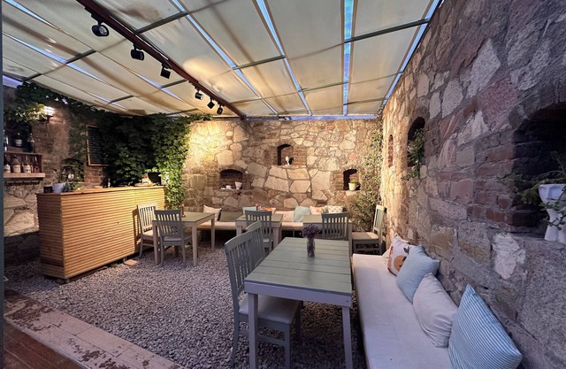 Hanole Guest House