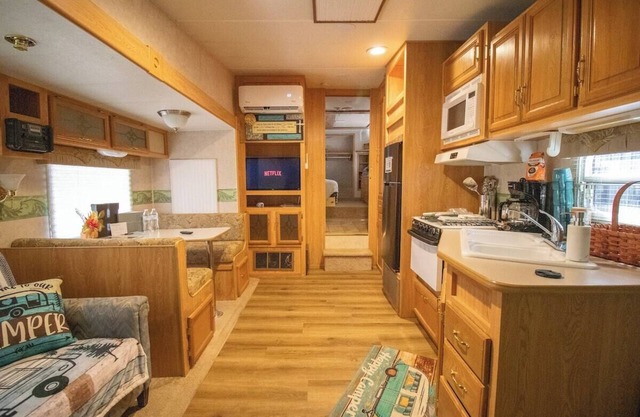 Happy Camper (Tiny Home)