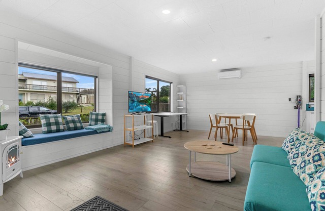 Happy Holiday - Mangawhai Heads Holiday Home