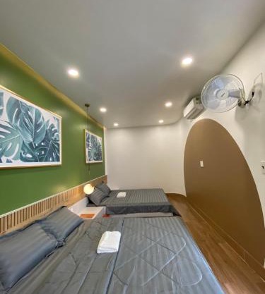 Happy Hotel Bình Tân