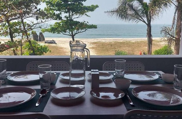 Happy Seas Beach Villa