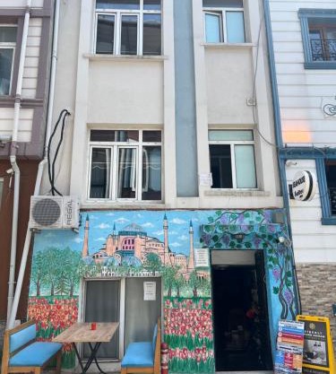 Happy Suite Boutique Hotel