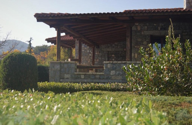 Happy trails Guesthouse Vitina