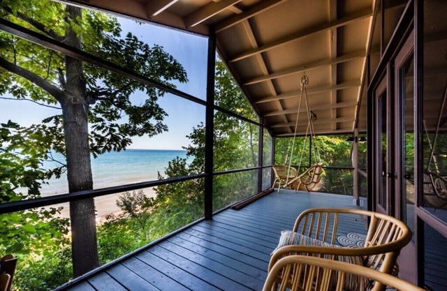 Accueil Lakefront magnifique avec bain à remous privé!