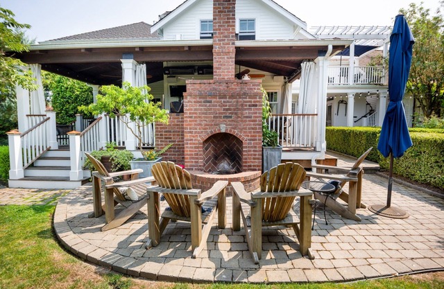 Harbour House - Une charmante maison d'hôtes au centre-ville de Gig Harbor