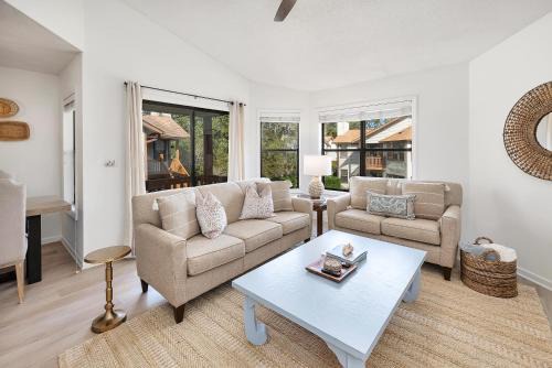 Harbour Oaks #310