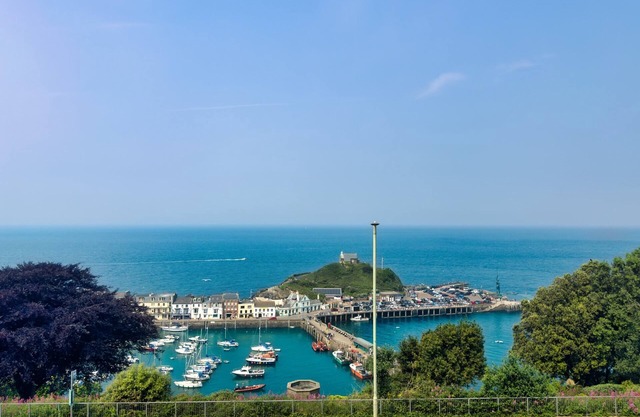 Harbour View - A well appointed apartment with great views