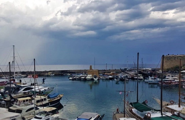 Appartement avec vue sur le port à Kyrenia-Girne