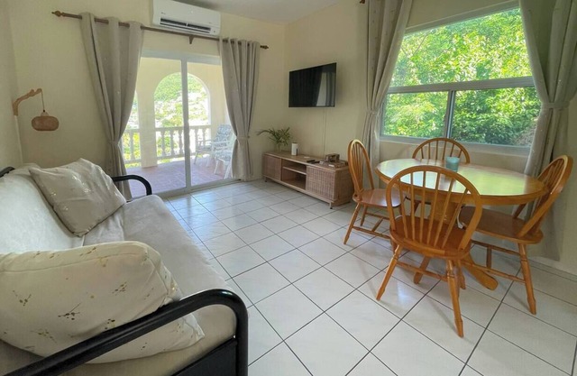 Harbourview Two - Garden Escape, Harbourview Apartments Apt 2