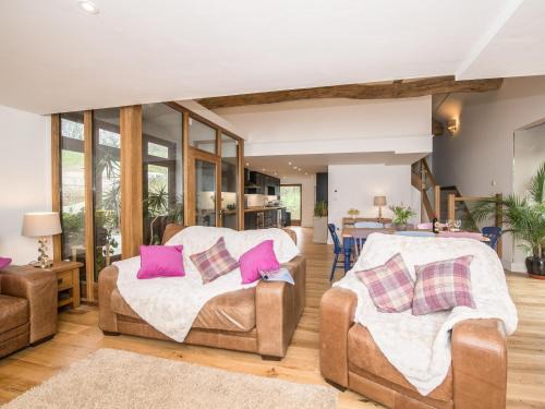 Harewood Barn