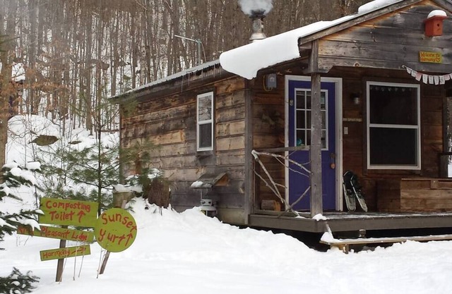 "Harmony" Off Grid Solar Power Cabin