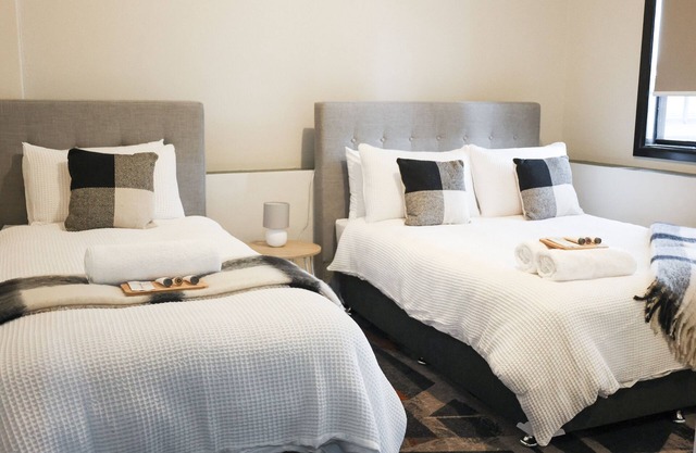 Harp Hotel