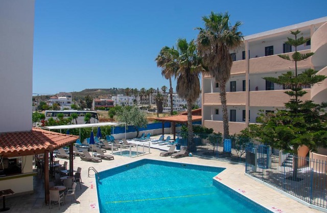 Harriets Apartments