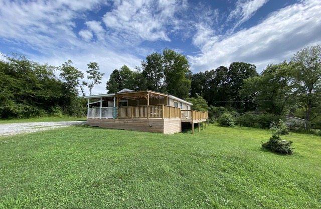 Harrison Bay Hideaway .3 Mi to Lake & 2 Mi to Golf