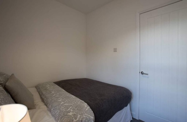 Hastings House: Maison de deux chambres, près de l'aéroport de Londres Luton