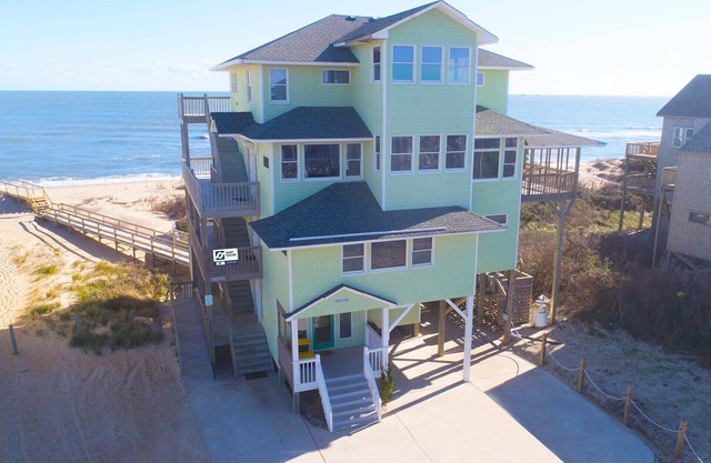 Hatteras Beachfront Pool Home!