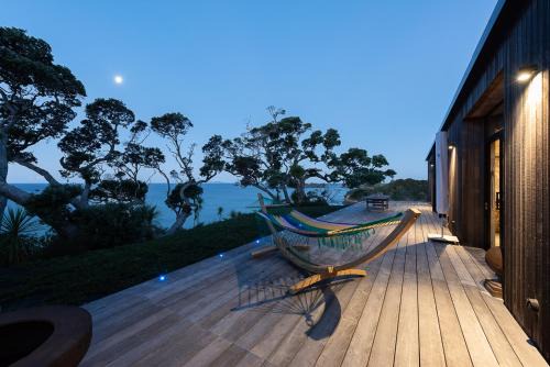 Hauora, beachfront in Moureeses Bay Northland