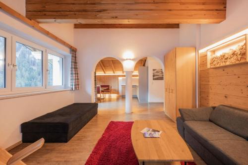 Haus Alpenkönigin - Apartments Stubaital