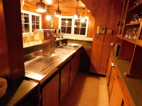 Haus Astenblick in Winterberg Ferienwohnungen mit Gastraum Wanderveranstaltungen und Familienfeiern