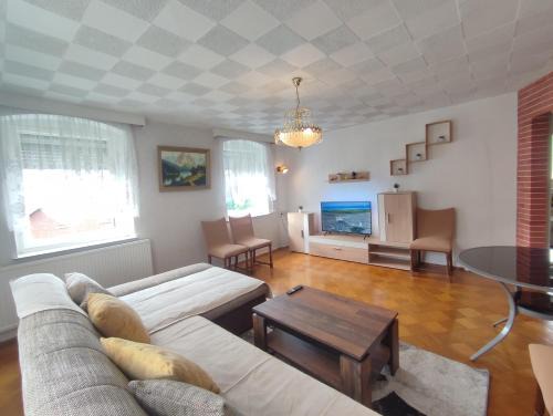 Haus "Grimberg" 1-FeWo & 2-FeWo