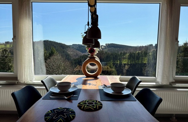 Haus Panoramablick-FeWo 1 / stylish apartment with breathtaking views