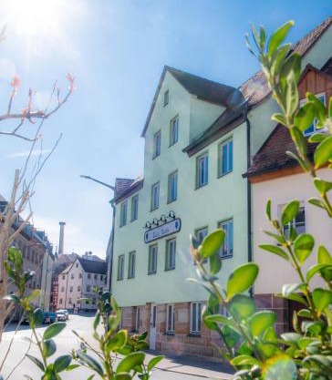 Haus99 Budget Pension & Apartments