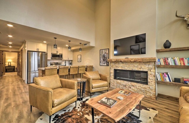 Hauser House Unit 2