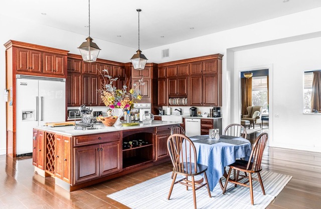 **Nouvelle liste!** Manoir de Winter Harbour avec une vue imprenable!