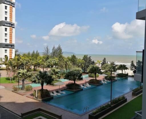 Haven By The Beach @ Timur Bay Resort & Residence