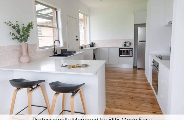 Haven on Hill - Spacious & Modern, Fresh & Bright