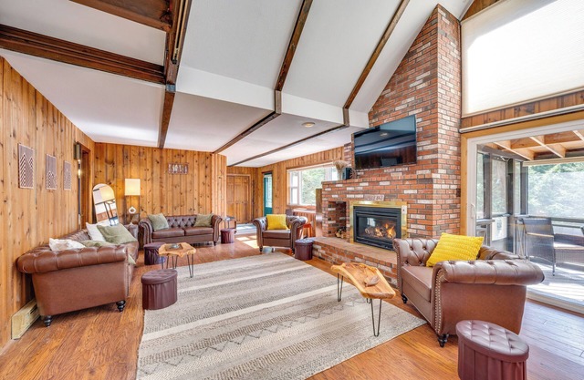 Fish & Hike: Scenic Gem w/ Hot Tub in Haverhill