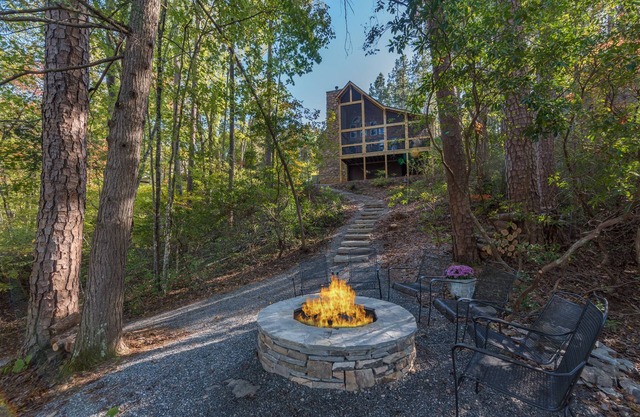 Retraite Hawk Ridge | 12 min. à TIEC | Accueil Lake Front | Bateau et voiturette de golf