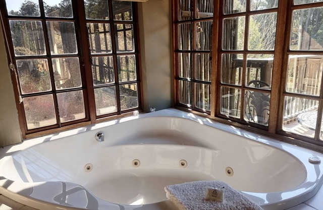 Hawklee Country House