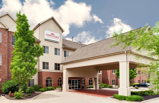 Hawthorn Extended Stay by Wyndham Bloomington