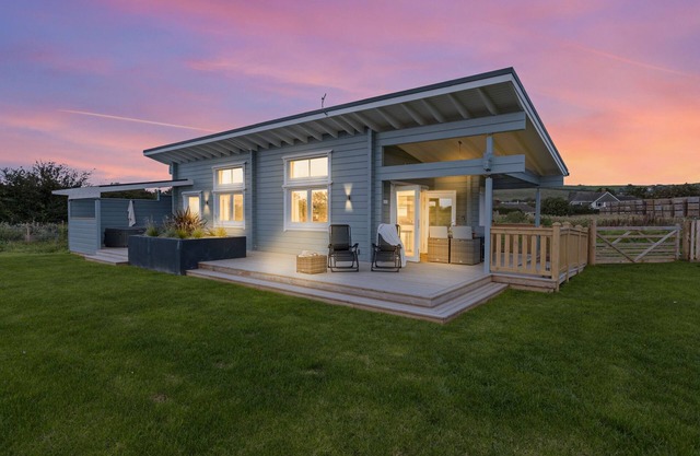 Hayditch, Great Field Lodges - a lodge that sleeps 2 guests in 1 bedroom