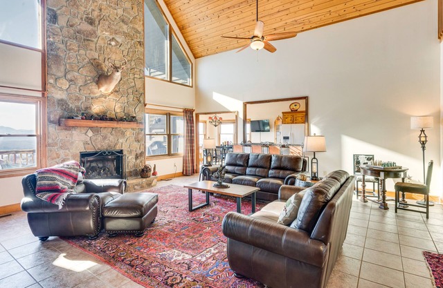Hayesville Home w/ Hot Tub + Mountain Views!