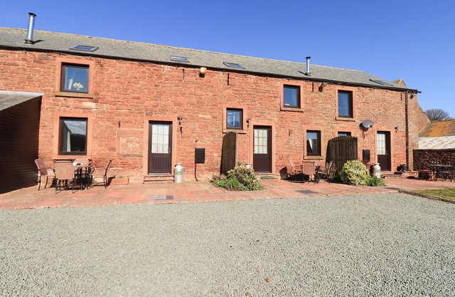 Hayloft Cottage, BOLTON LOW HOUSES