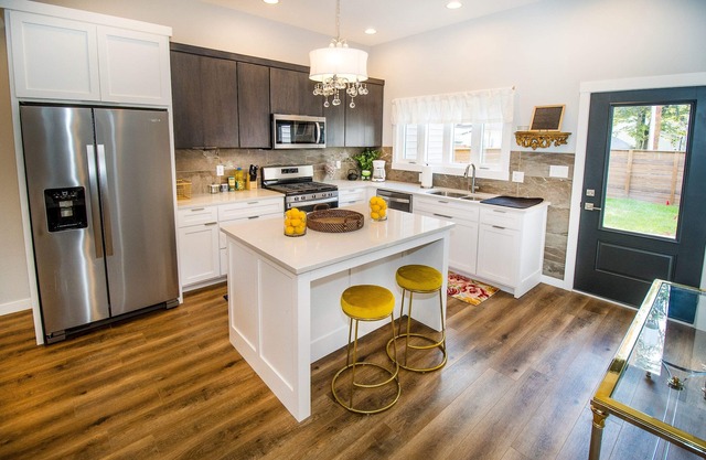 Haynie's Charmer - 3 BR NEW CONSTRUCTION Modern!