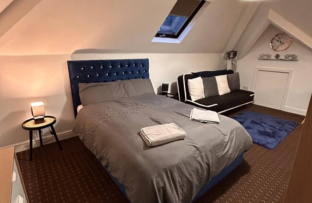Hayy Convenient Studio Huddersfield