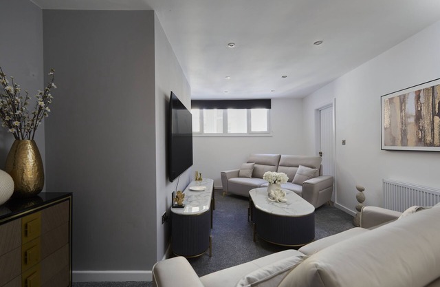 Maison-Premium-Salle de bain privée séparée-Vue sur la cour-Near Bradford City