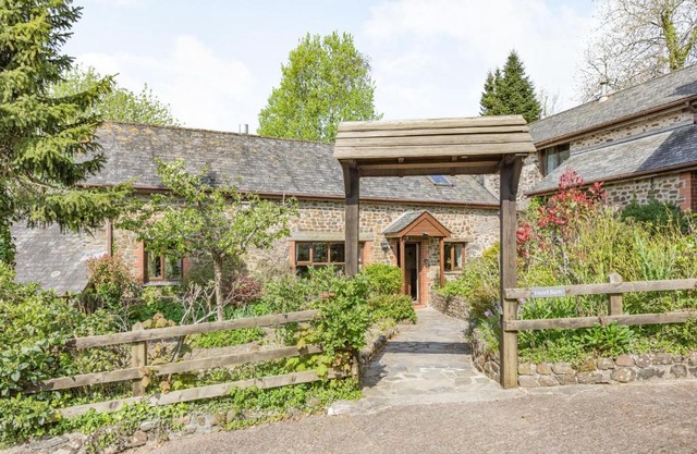 Hazel Barn