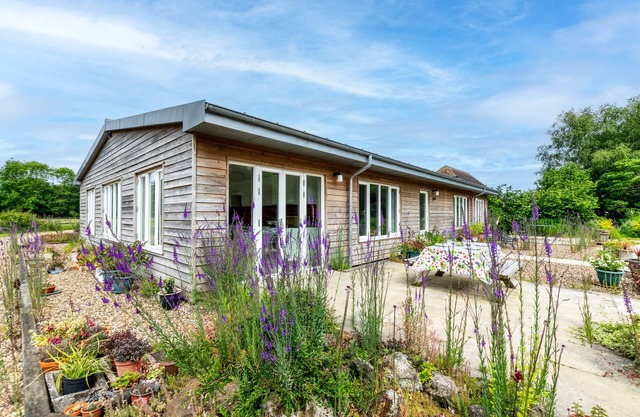Hazel Barn - Deux Chambres Maison, Couchages 4