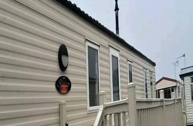 heacham 2 bed Superior Caravan with pets go free