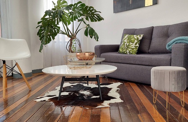 Heart of Bogotá: Design Flat w/ View on the Plaza de Quevedo. Historic Retreat