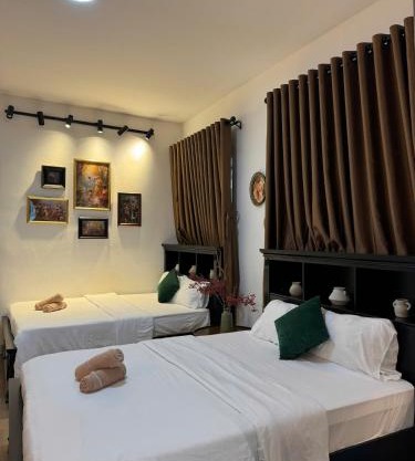 Heart of Hoan Kiem-Fully equipped private house near Old Quarter