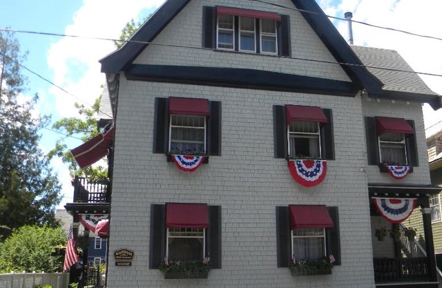 Hearthside Inn