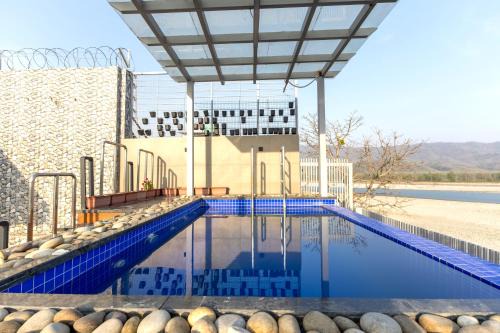 Heartland- Ganga Villa with Jacuzzi and private lift