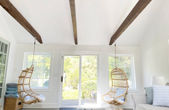 Only a few summer weeks left! Heated private pool, 5 min to beach!